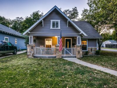 301 S Montreal Ave, Dallas, TX, 75208