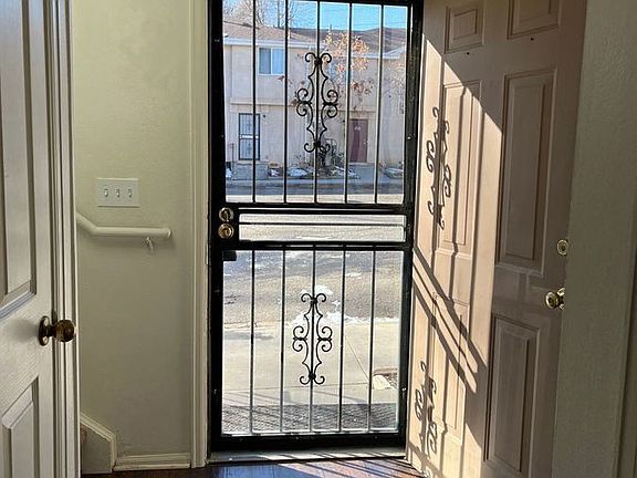 4th image of 1400 W Louisiana Ave #3A