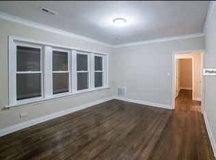 7748 S Cornell Ave FLOOR 1, Chicago, IL 60649