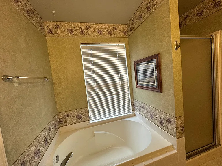 3008 Gateway Dr — Photo 19
