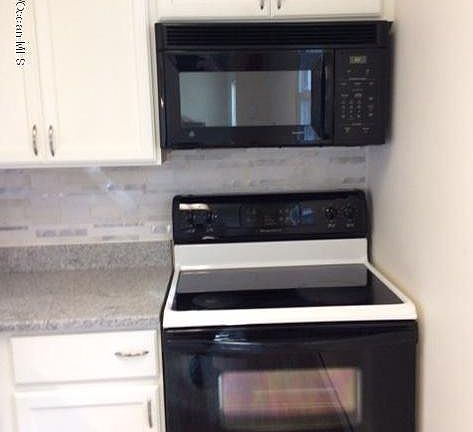 4th image of 68 D White Street