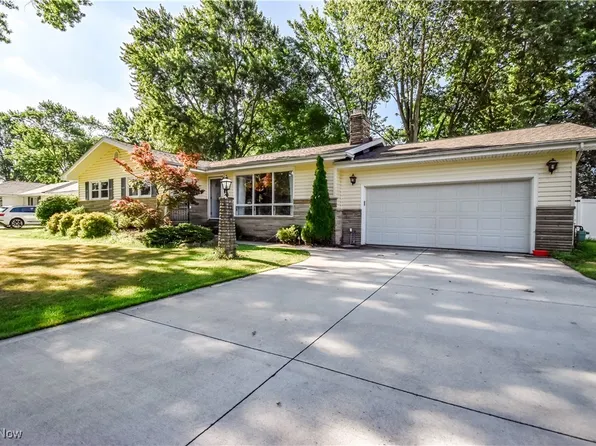 29267 Schwartz Rd, Westlake, OH 44145