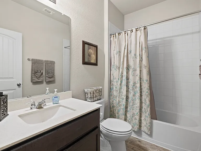 18422 Stevie Ray Dr — Photo 12
