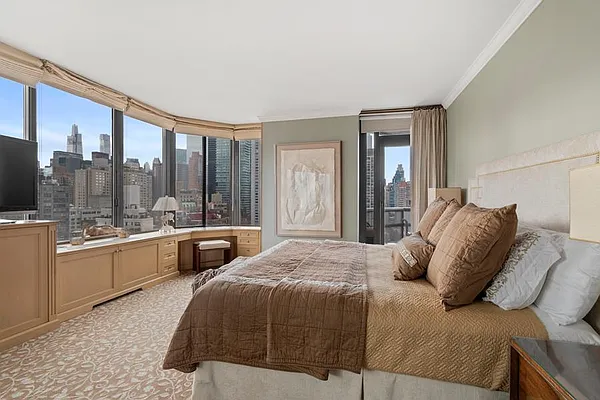 Sold by Douglas Elliman | media 6