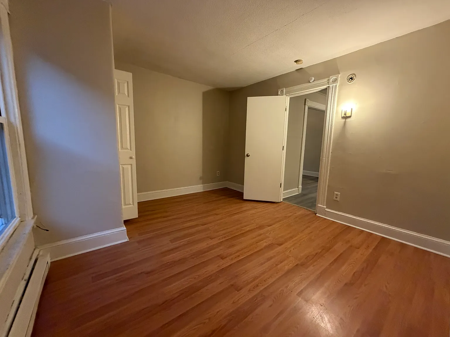2 bed, 835 sqft, $1,395 — Photo 3
