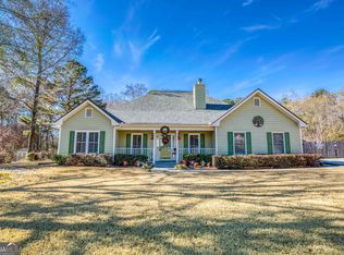 770 Hunters Ln, Loganville, GA 30052