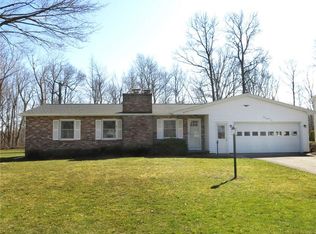 105 Holiday Ln, Canandaigua, NY 14424