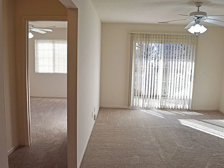 903 Hartwell Dr — Photo 9