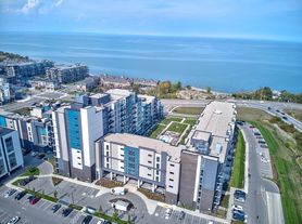 16 Concord Pl
