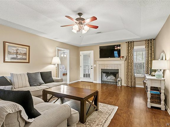 2nd image of 16020 Northwind Cir