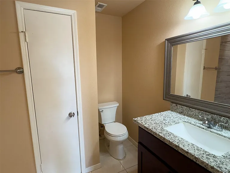 9800 Pagewood Ln #2705 — Photo 12