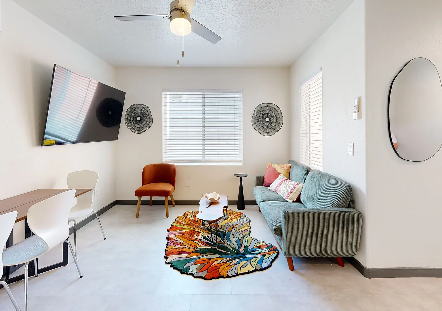 2 bed, 2.5 bath, 1050 sqft, $1,725 — Photo 3