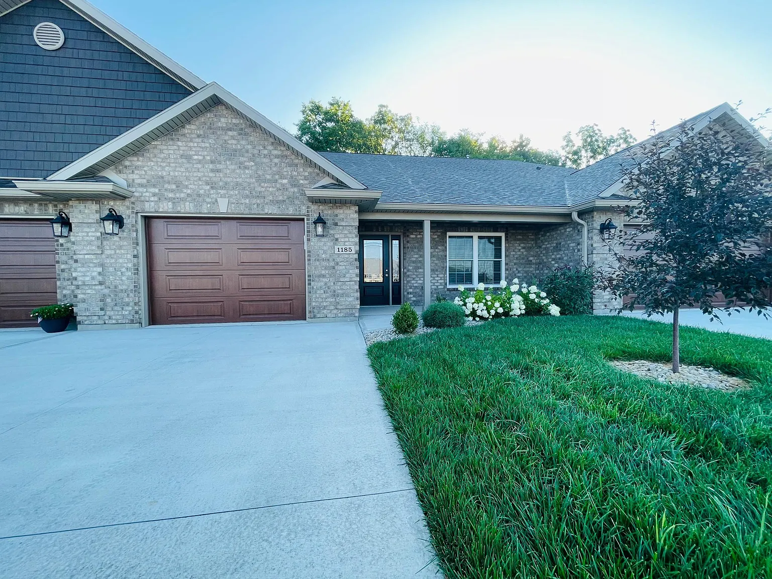 1185 E Bentley Cir photo 1