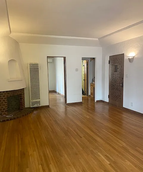 120 S Maple Dr #126C — Photo 3