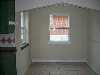 5th image of 2820 N 48th Ter