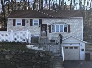 300 Rogers St, Lowell, MA 01852