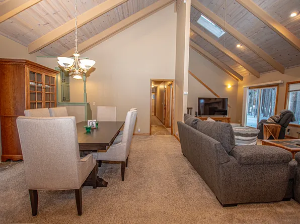 6605 Knobcone St, Tahoma, CA 96142