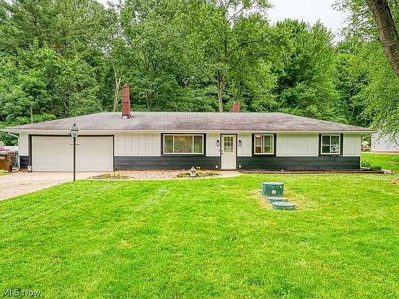 2nd image of 577 Orchard Grv