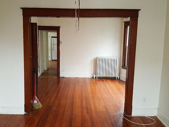 5th image of 51 Morris St #2
