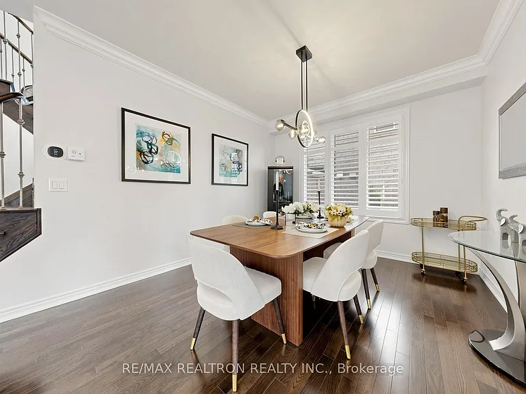 7 Military Ct — Photo 13