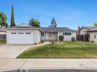 120 W Ashcroft Ave, Clovis, CA 93612