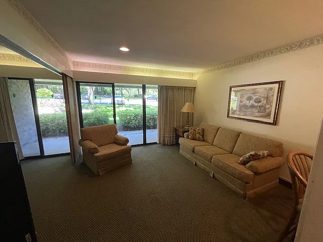 Studio, 530 sqft, $1,350 — Photo 2