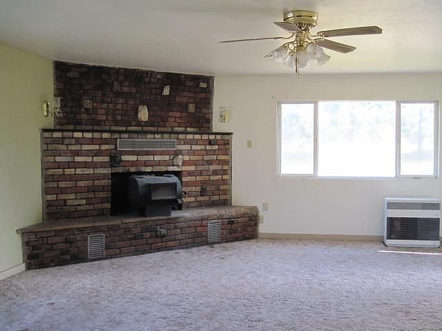 2nd image of 1354 Morris St