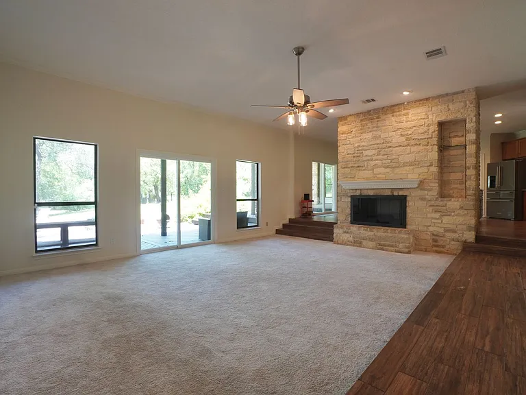 8 Woodhollow Trl — Photo 8