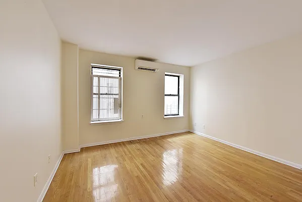 Rented by Alexander C. Lerner, LREB | media 11