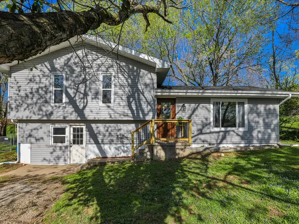 9 Hillside Drive, Nixa, MO 65714