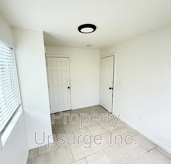 1794 6th Ave #B — Photo 4