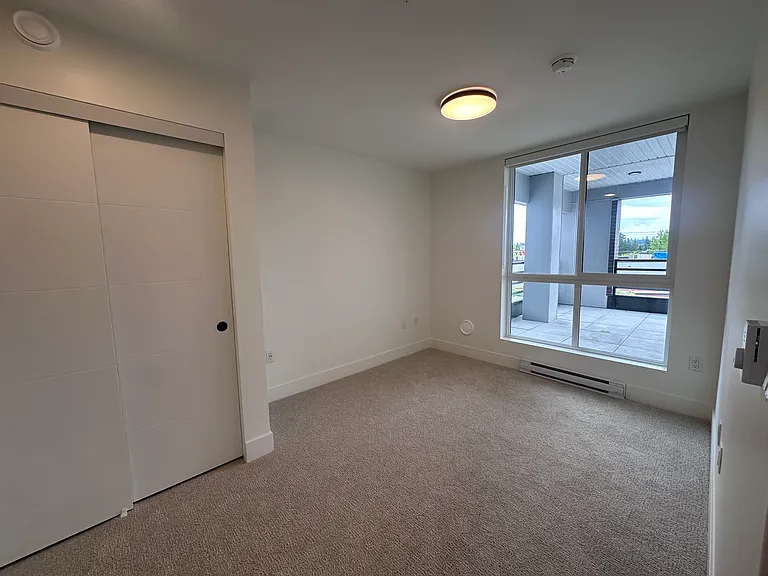 20795 Fraser Hwy — Photo 9