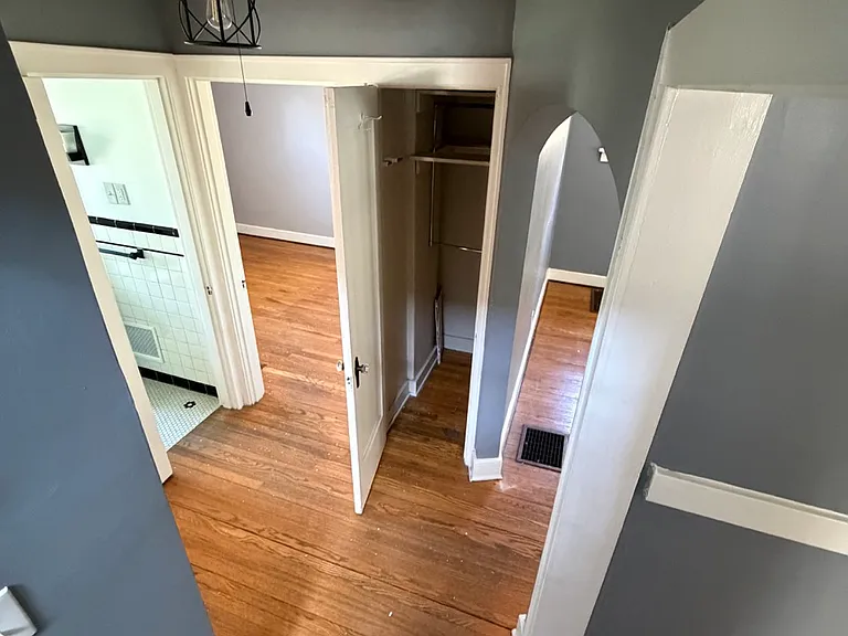 104 Oxford Pl — Photo 10