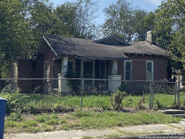 1st image of 138 Ware Blvd