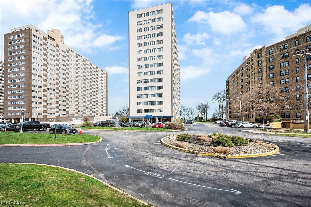 12520 Edgewater Dr APT 709, Lakewood, OH 44107 Zillow