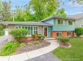 1515 Lakeside Dr, Wheaton, IL 60187