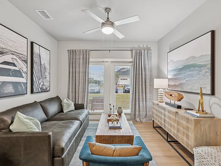 The Exchange at Crestview — Photo 17