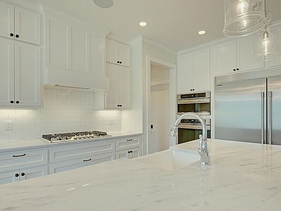 5th image of 8211 E Greeley Pl