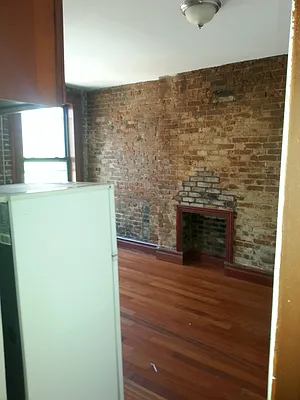 Rented by Allen Harris, LREB | media 15