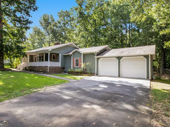 130 Lexington Dr NE, Calhoun, GA 30701