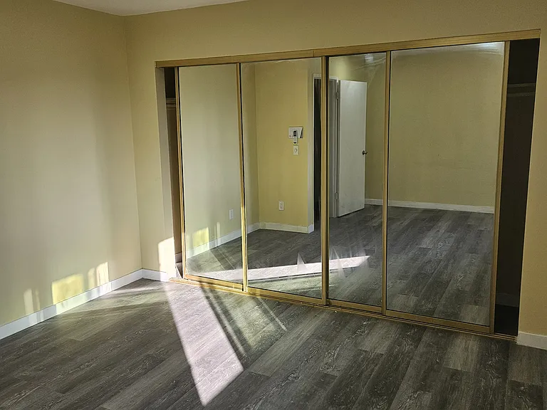 325 N Normandie Ave — Photo 20
