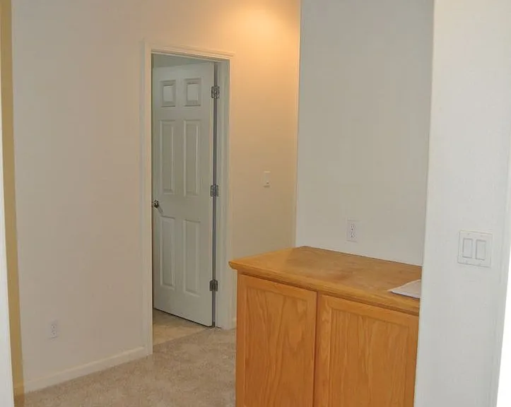 61 Cassia St — Photo 11