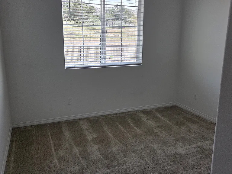 15946 Lasselle St #1 — Photo 32