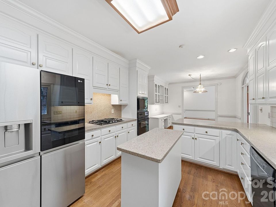 1st image of 5215 Silchester Ln