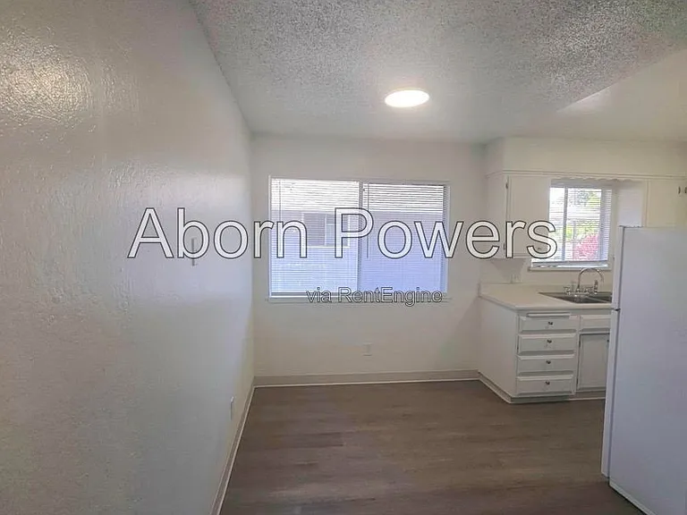 1235 Williams Way #13 — Photo 8