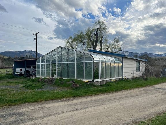2nd image of 55550 McKern Ln