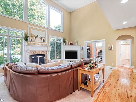 5th image of 10969 Stonewycke Dr