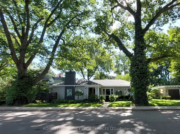 344 Maple Ave, Oakville, ON L6J 2H7