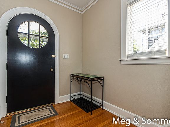 4th image of 1577 Sherman St SE