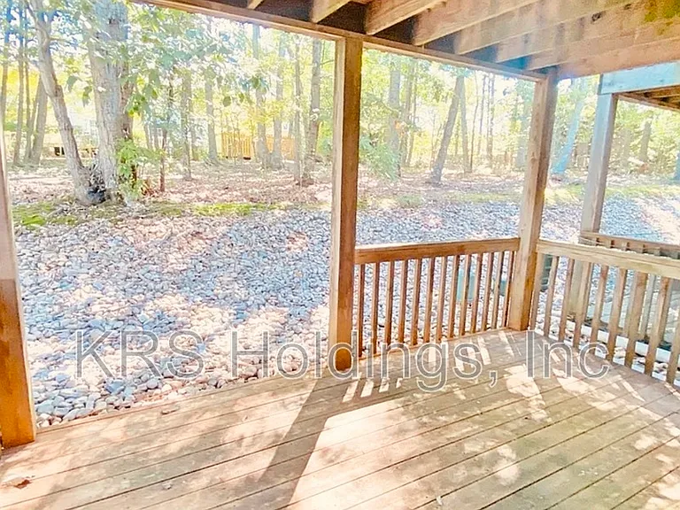 503 Barrington Way — Photo 11